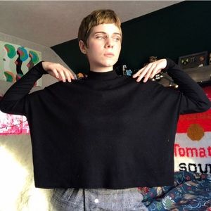 ✨SOLD✨ Oversized Ribbed Mockneck
